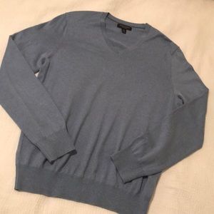 Blue banana republic men’s vneck sweater